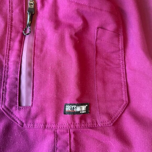 Grey's Anatomy scrubs - Picture 5 of 6